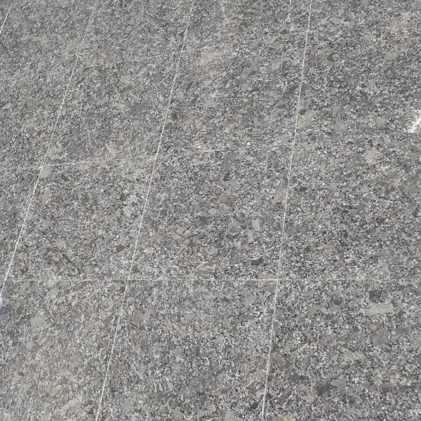 Płytki Granit Steel Grey polerowane 60x60x1,3 cm (25,2 m2)