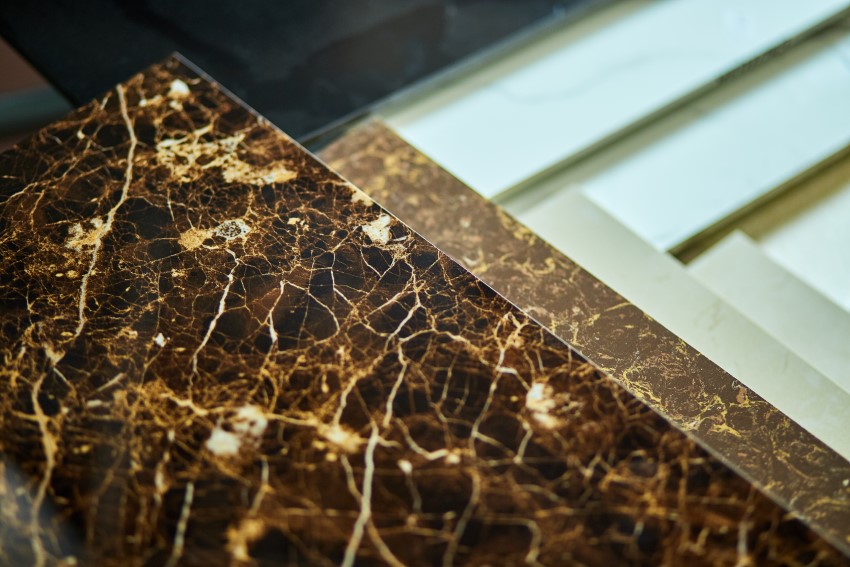 Formaty płytek marmurowych w łazience - klink.pl