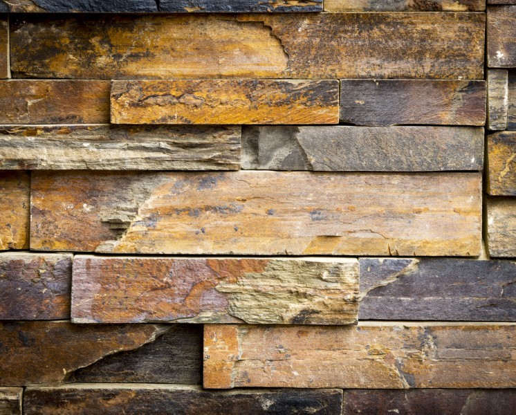 układanie kamienia dekoracyjnego